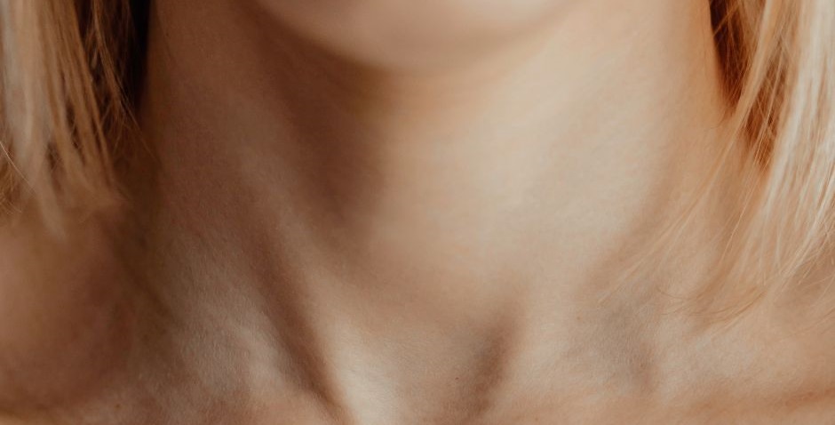 Neck Lines